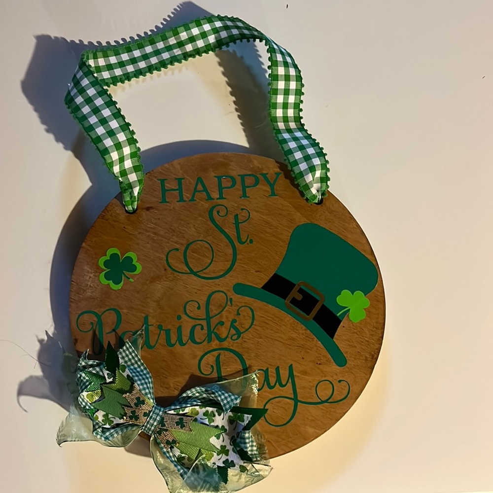 St. Patrick’s Day door hanger